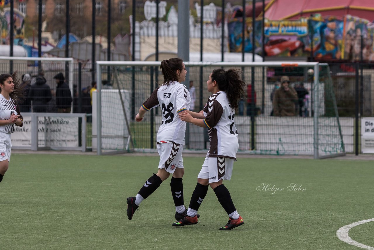 Bild 175 - B-Juniorinnen St.Pauli - C-Juniorinnen SV Steinhorst : Ergebnis: 1:2